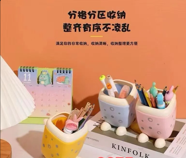 PEN STAND