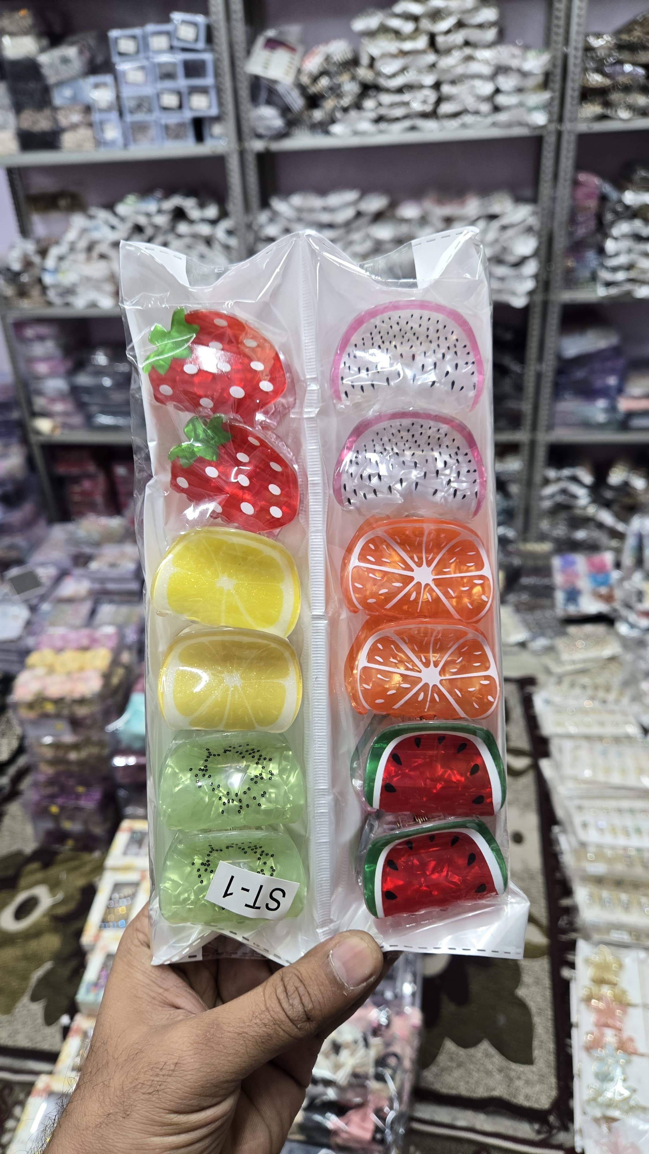 Fruit korean clutcher