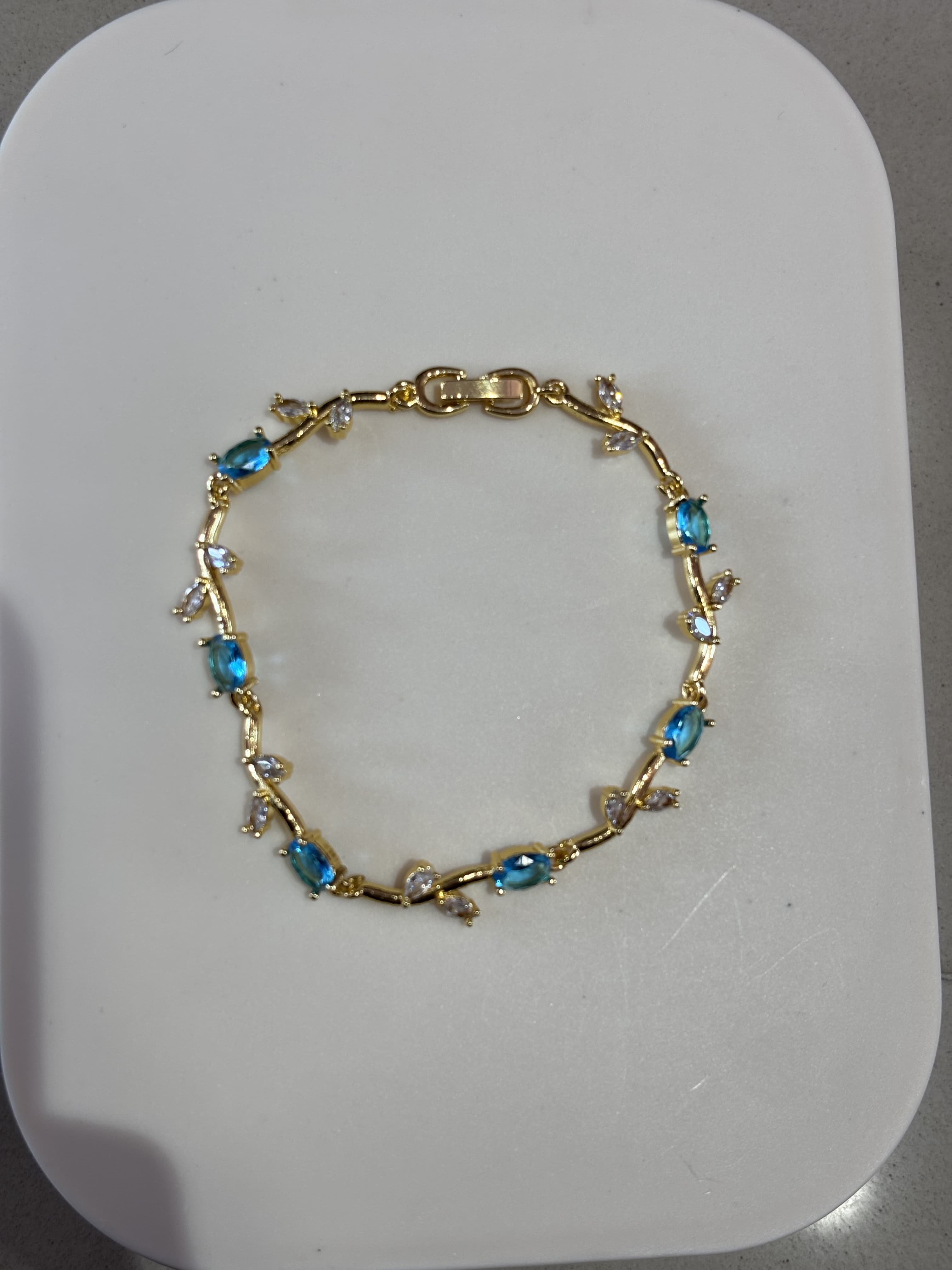 Tulip bracelet