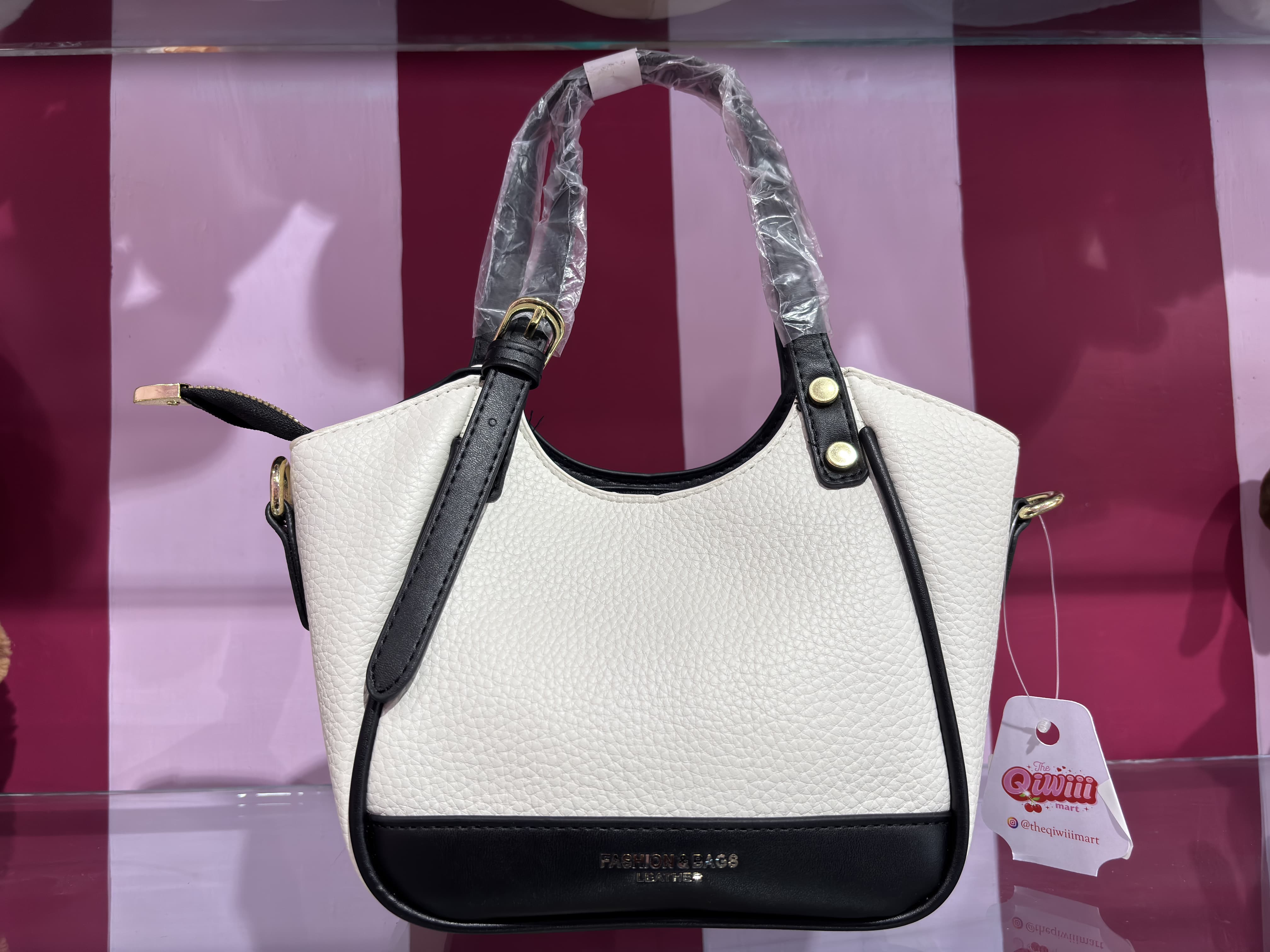 Fashion hand bag