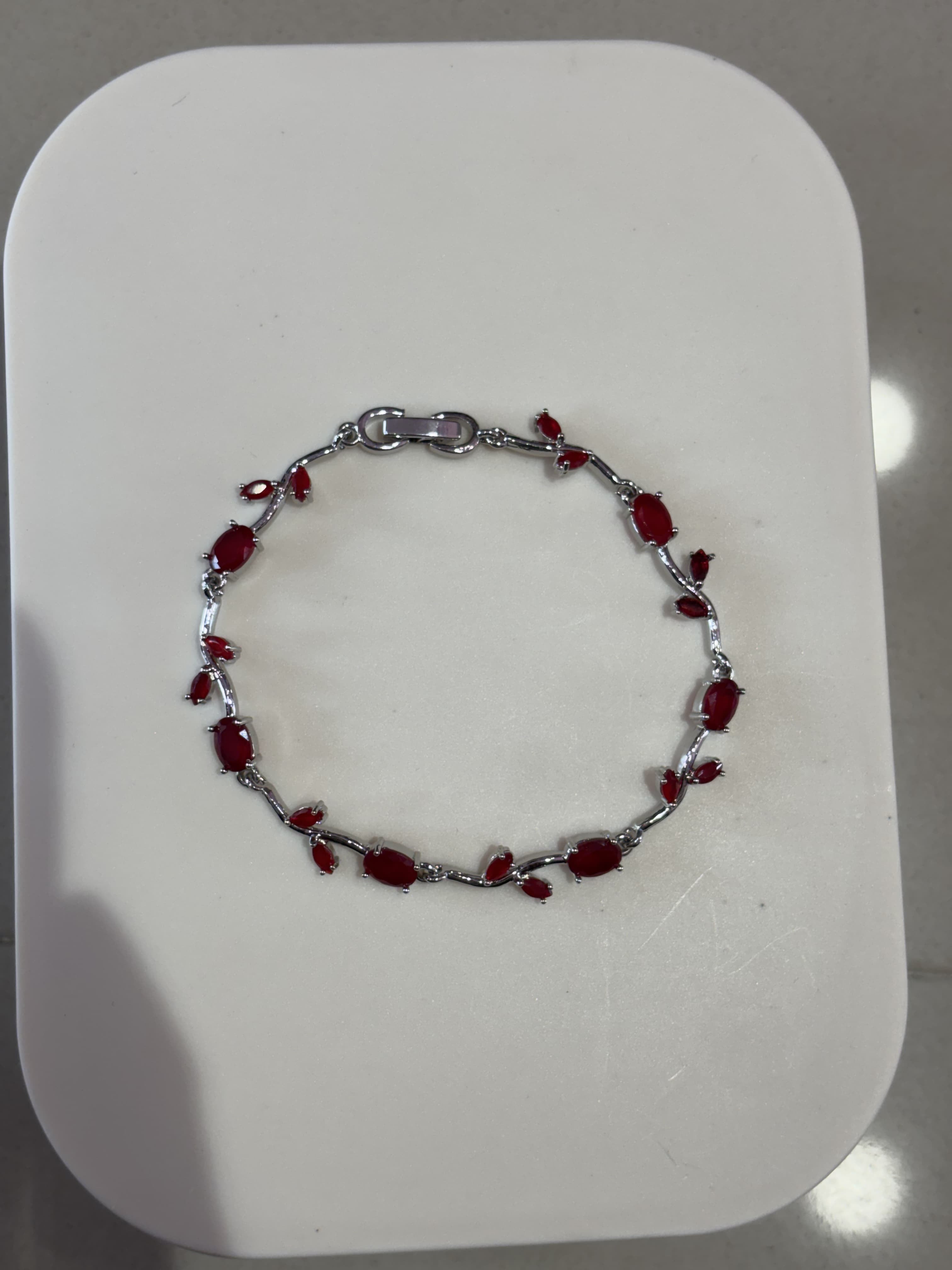 Tulip bracelet